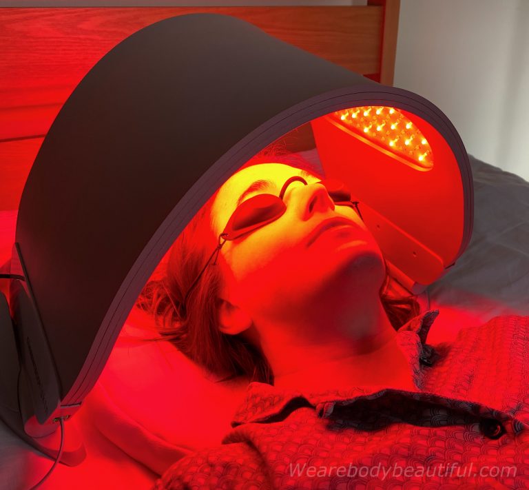 The Flex MD from Dermalux is a medically-cleared home use red, NIR and blue light therapy device for use at home. It's awesome.