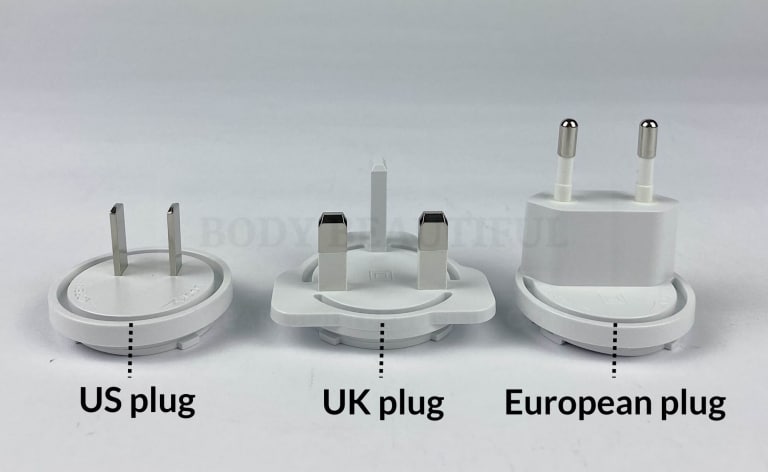 The three mains plugs (US, UK & European) with the Tripollar V device