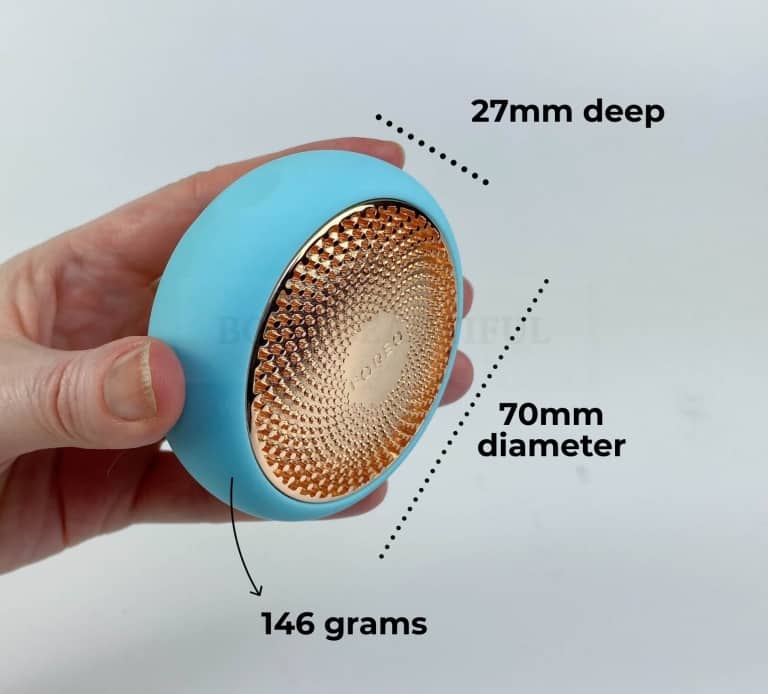 The compact, cordless UFO 2 device is 70mm in diameter, 27mm deep and weighs just 146g.